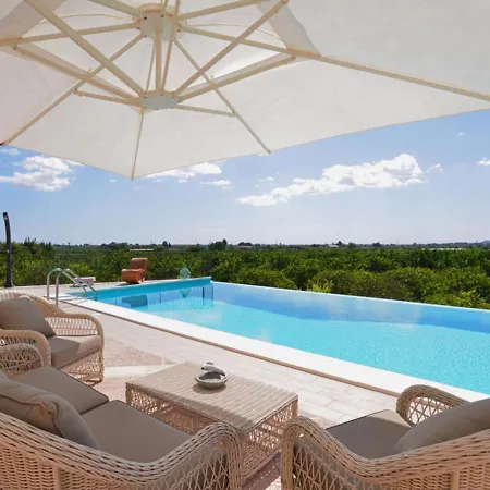 Villa Smeraldo By Interhome